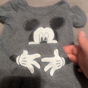 Disney Baby (brand) Mickey Mouse onesie (size) NB (color)grey